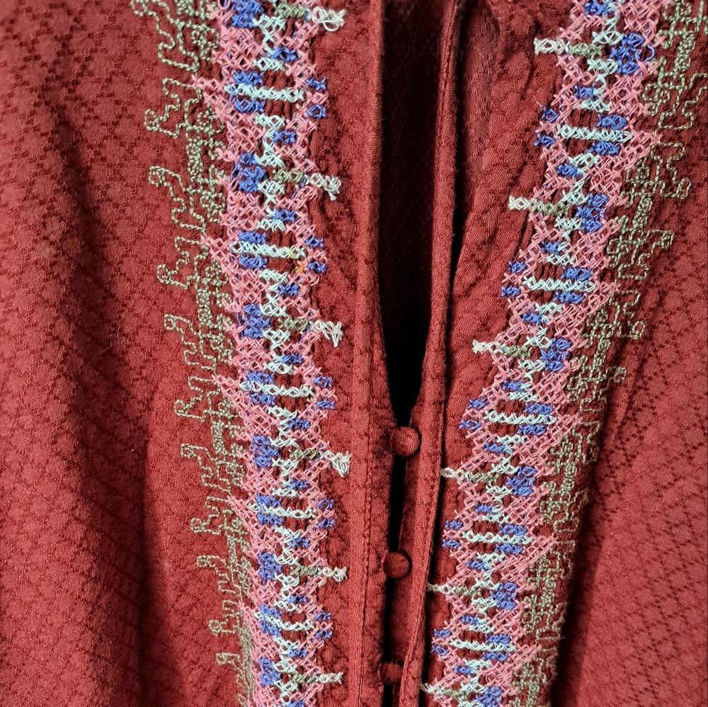 Embroidered Gypsy dress - Picture 4 of 5